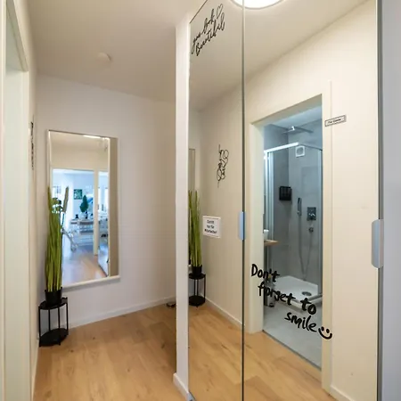 Lovely Nest - City, Kitchen, Parking, Up To 4 People *