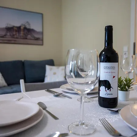 Lovely Nest - City, Kitchen, Parking, Up To 4 People