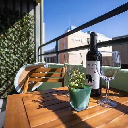 Lovely Nest - City, Kitchen, Parking, Up To 4 People