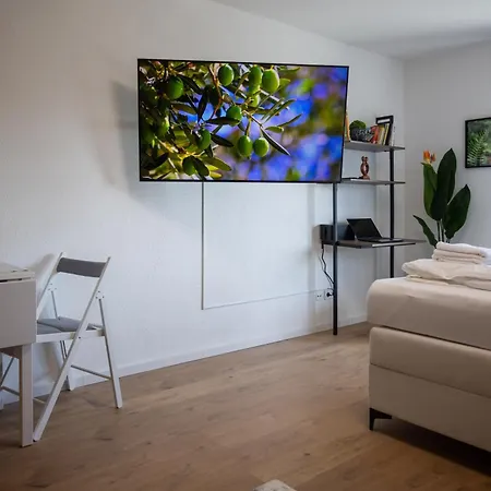 Lovely Nest - City, Kitchen, Parking, Up To 4 People Apartment